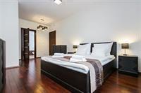 Hamilton Suites Royal *